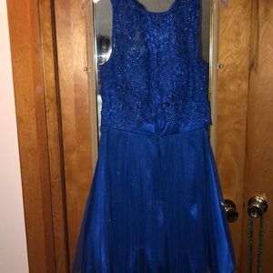 morgan & co. blue homecoming dress
